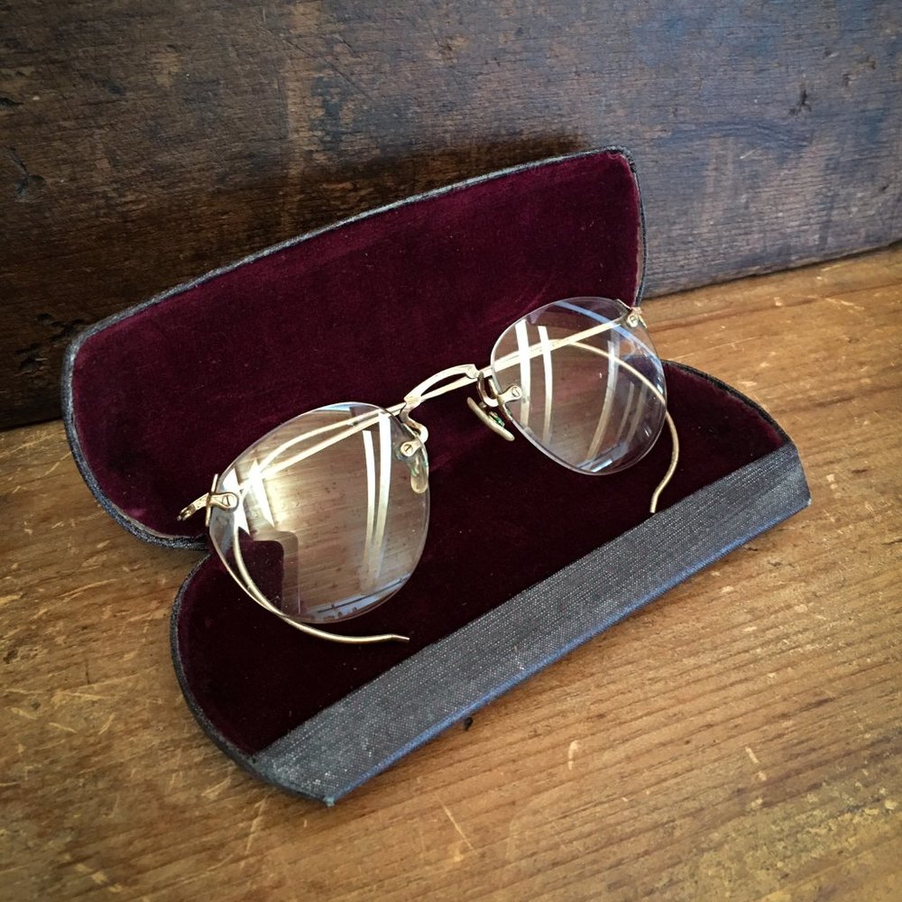1920’s – 1930’s “Ful Vue” 12K Gold Filled Glasses with Orig. Velvet Lined Case
